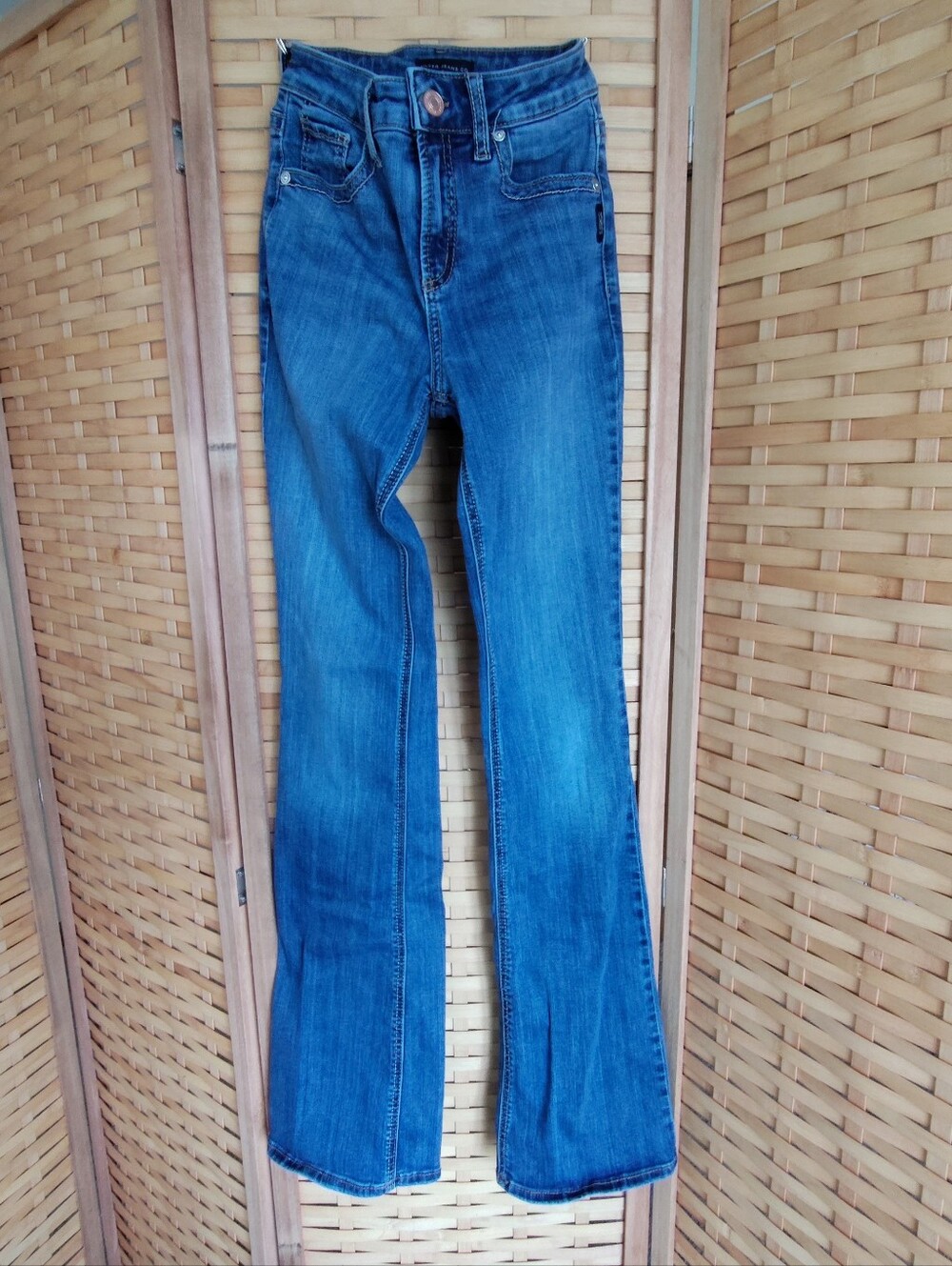 Silver Jeans Women's Avery High Rise Boot Cut W24/L35